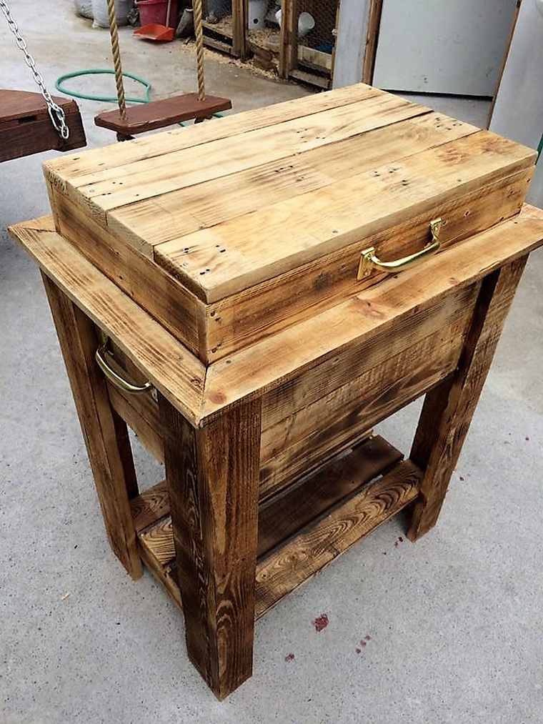 pallet rustic cooler