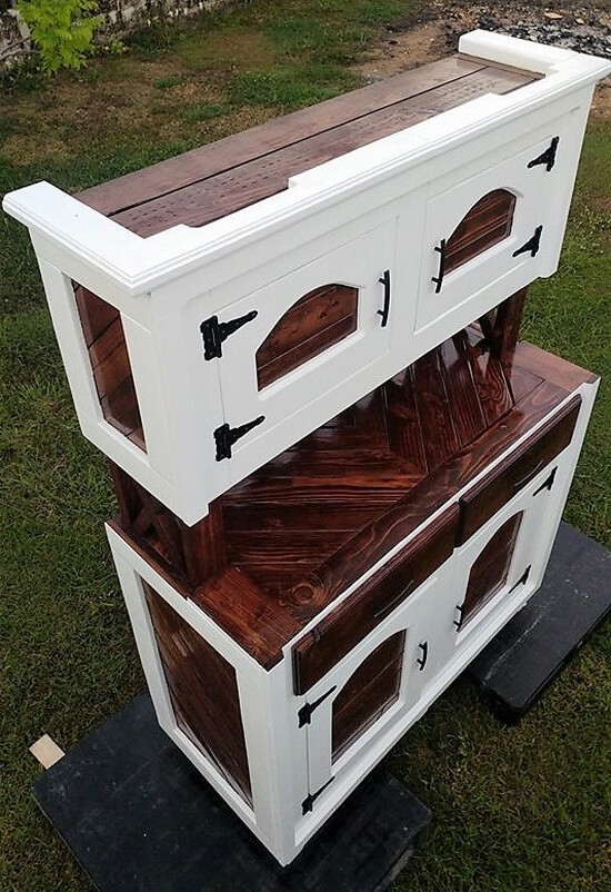 Creative Pallets Made Classic Style Hutch Wood Pallet Furniture