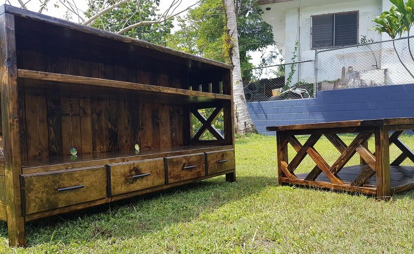 wooden pallet entertainment center